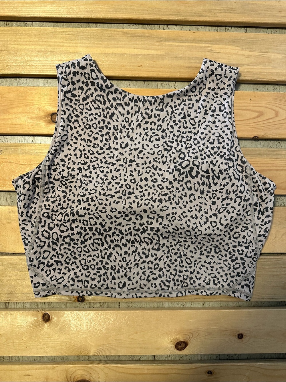 Pink lily boutique high neck leopard sports bra size large nwot